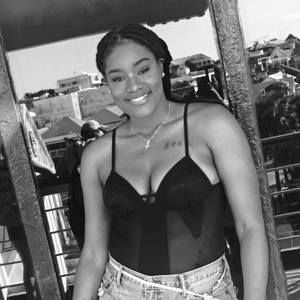 Meet your Posher, Ariel